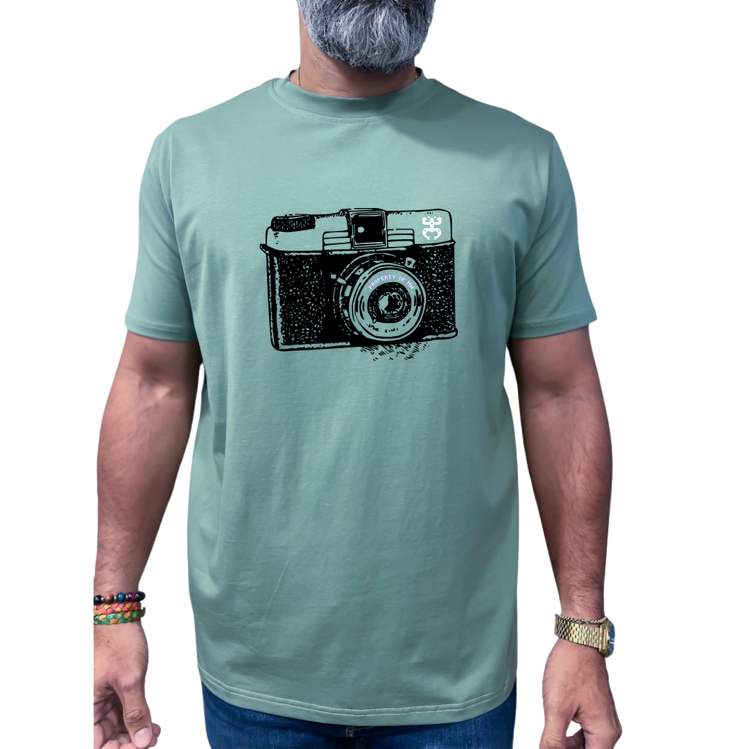 Property of MW T-Shirts "Corillo, vamo' pa' la FOTO"