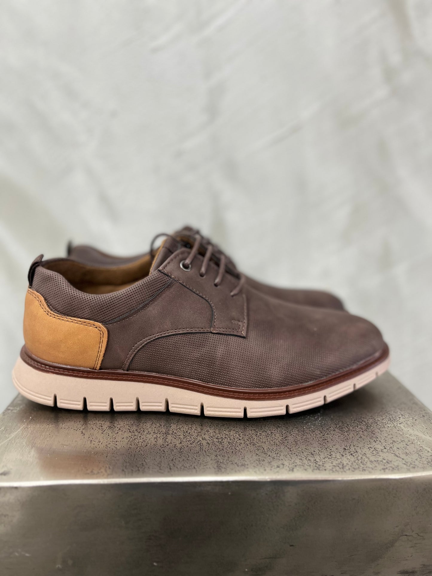 Calzado Addict (Brown)